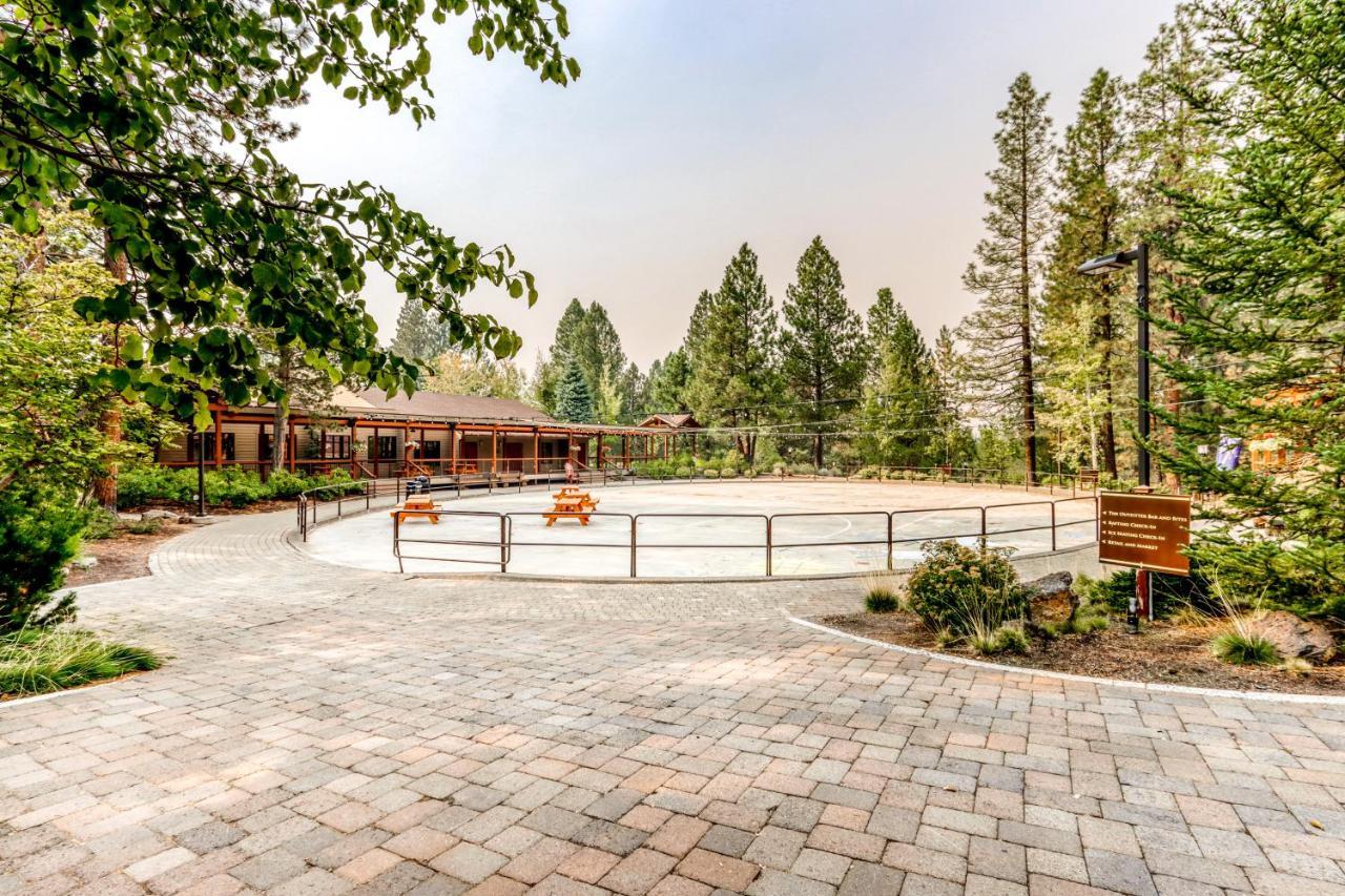 Tree Top Retreat Bend Exterior photo